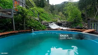 西安桑拿按摩：精油开背与足底穴位，呵护疲惫身体的私享技巧 poster