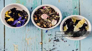 告别“低头族”颈椎僵硬：西安按摩师私藏的颈肩舒缓秘籍，让你重获天鹅颈！