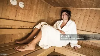 告别鼠标手：西安打工人亲测有效的办公室自我按摩秘籍