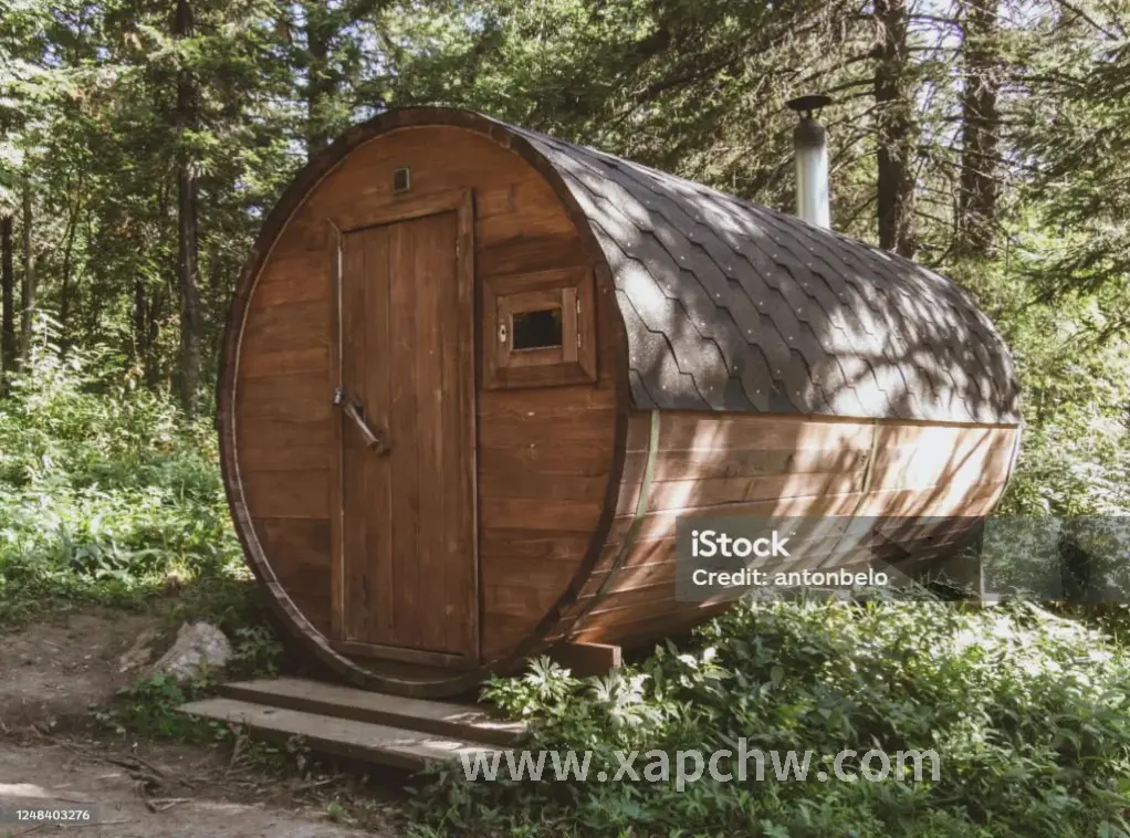 筋膜枪按摩大腿肌肉